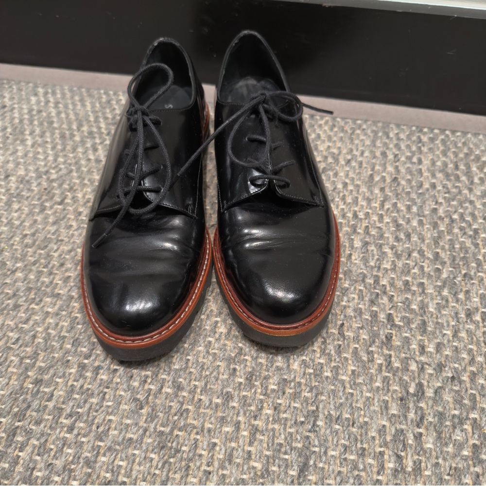 Stuart Weitzman Black Patent Leather Oxfords Brown Stripe Soles Shoes Size 7.5 - Picture 3 of 14